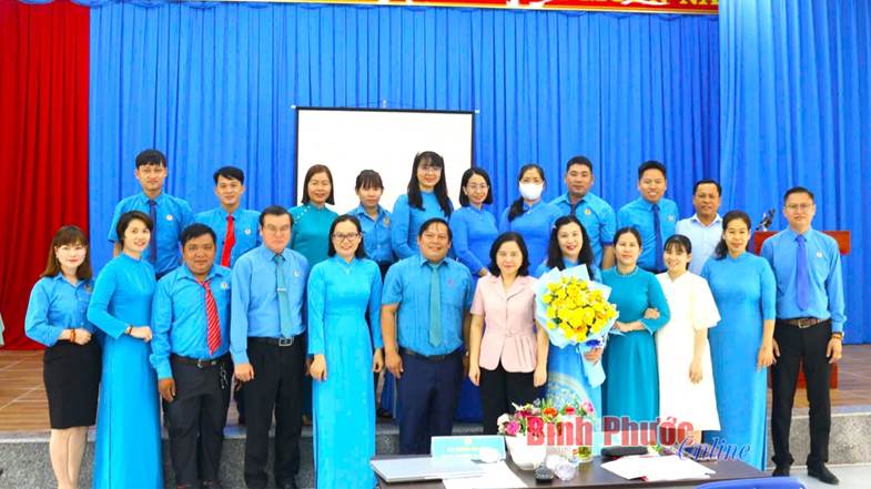 Bình Phước: Thực trạng và một số giải pháp nâng cao chất lượng sinh hoạt chi bộ trong tình hình mới