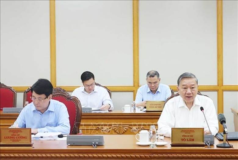 Tổng Bí thư Tô Lâm chủ trì cuộc họp cho ý kiến về tiến độ sắp xếp tổ chức bộ máy và đơn vị hành chính các cấp
