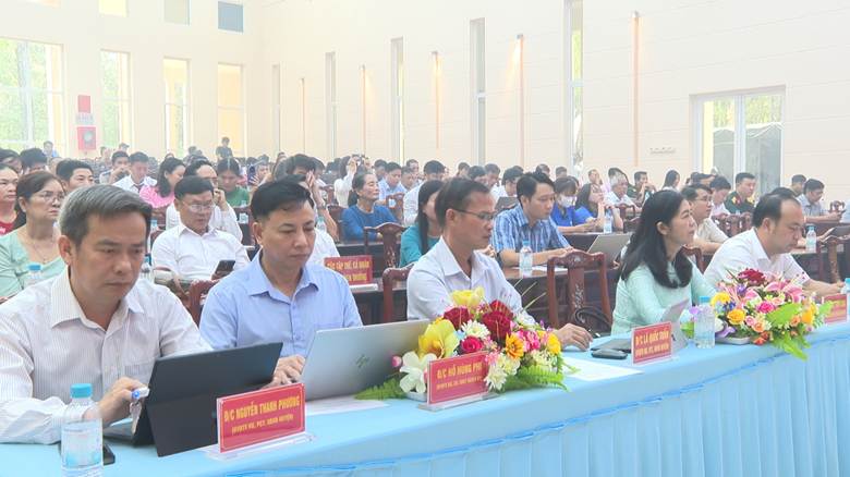 Đồng Phú tuyên dương tập thể, cá nhân tiêu biểu trong học tập và làm theo Bác