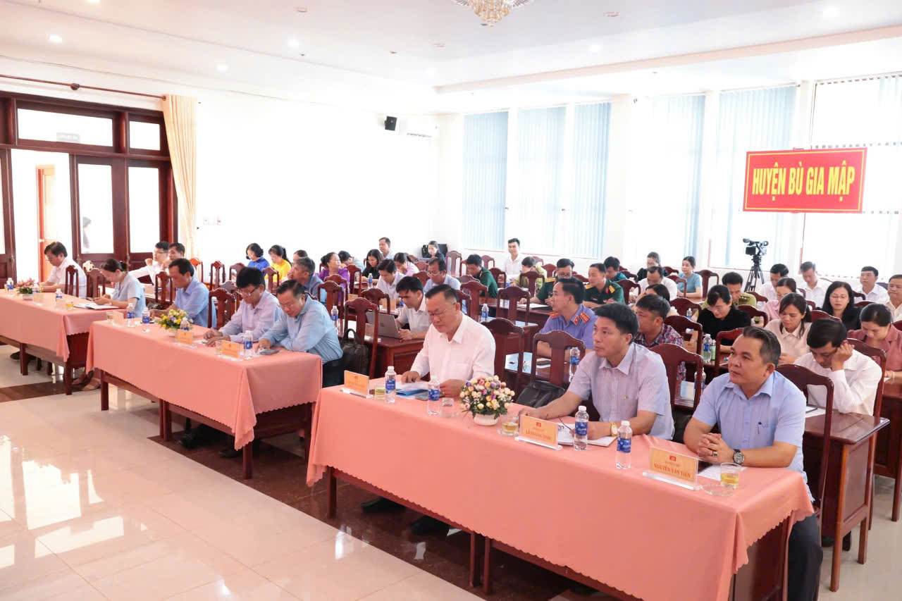 Bù Gia Mập tuyên dương tập thể, cá nhân tiêu biểu Học tập và làm theo tư tưởng, đạo đức, phong cách Hồ Chí Minh giai đoạn 2021-2025