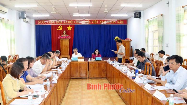 Thẩm định 4 xã đạt chuẩn nông thôn mới, nông thôn mới nâng cao năm 2024