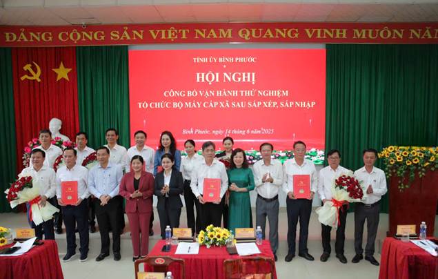 Công bố vận hành thử nghiệm tổ chức bộ máy ở 5 xã, phường mới